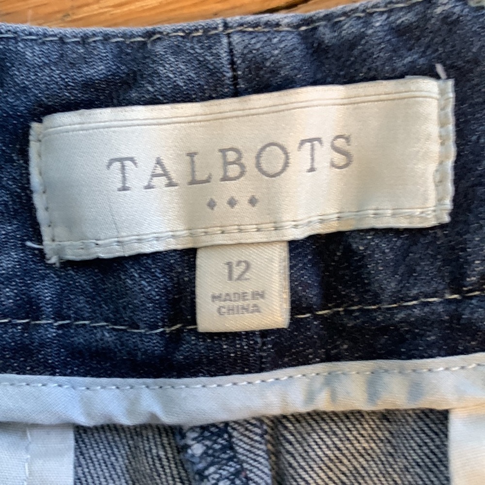 Denim shorts, size 12 - Picture 4 of 4